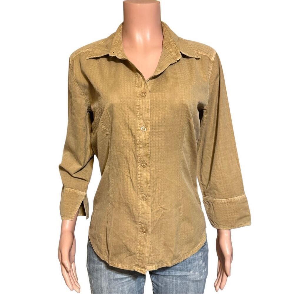 Weekendz off  3/4 sleeve faint striped detail blouse M
